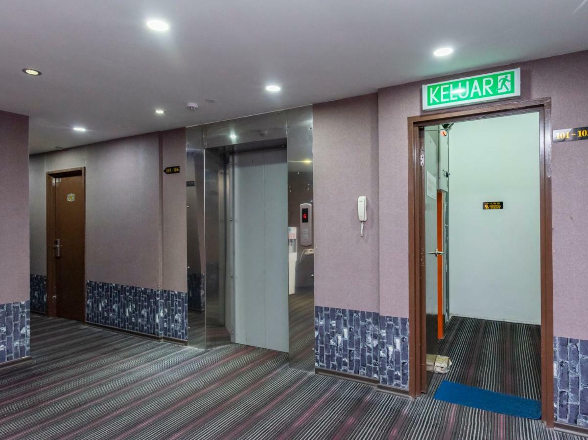 Remember Hotel Bukit Gambir Eksteriør bilde