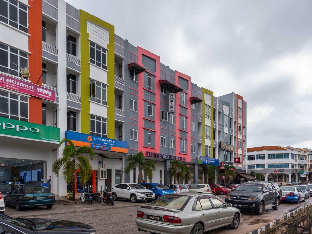 Remember Hotel Bukit Gambir Eksteriør bilde