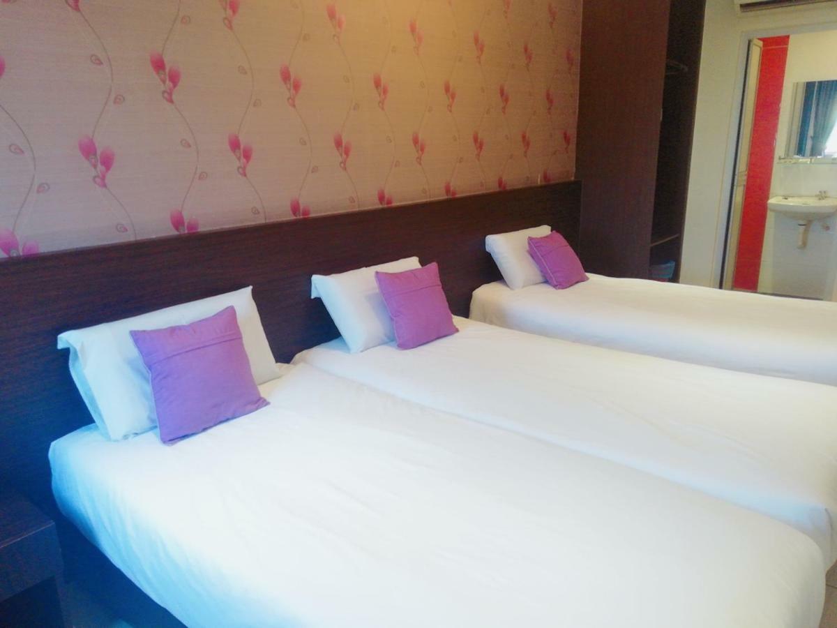 Remember Hotel Bukit Gambir Eksteriør bilde